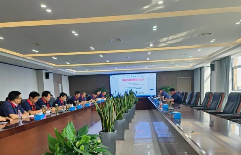 運用浙江‘千萬工程’經(jīng)驗案例，加強公司5S管理工作會議